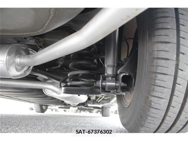 Toyota VOXY 2014-07 7252799-29