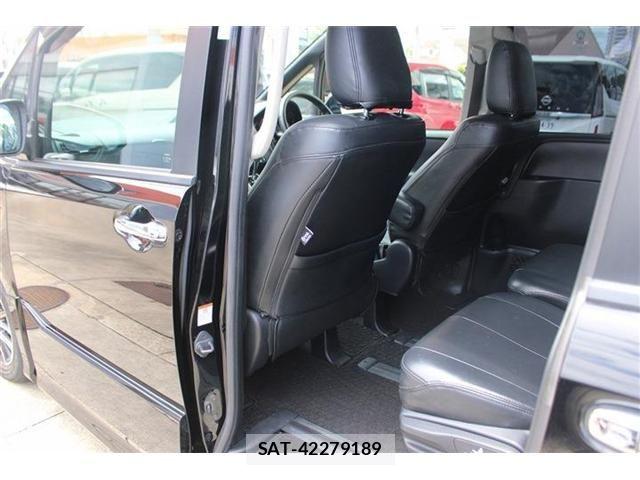 Toyota VOXY 2015-04 7252797-28