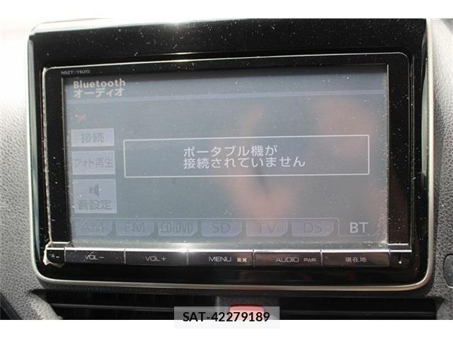 Toyota VOXY 2015-04 7252797-3