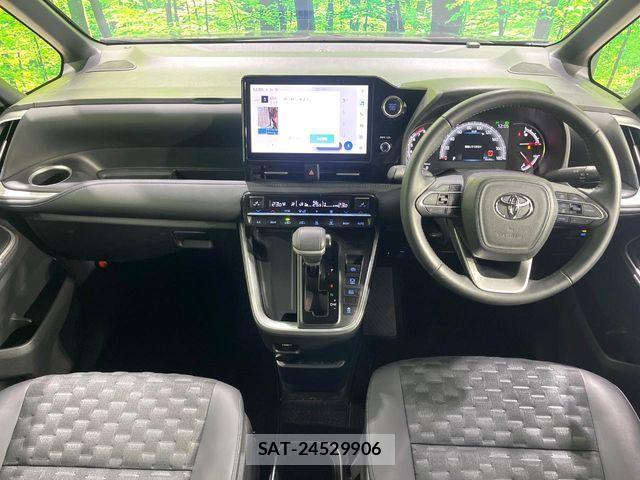 Toyota VOXY 2023-06 7252765-1