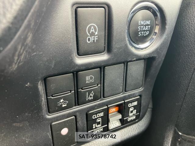 Toyota VOXY 2019-08 7252785-20