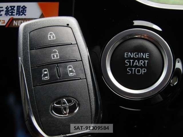 Toyota VOXY 2023-04 7252771-9