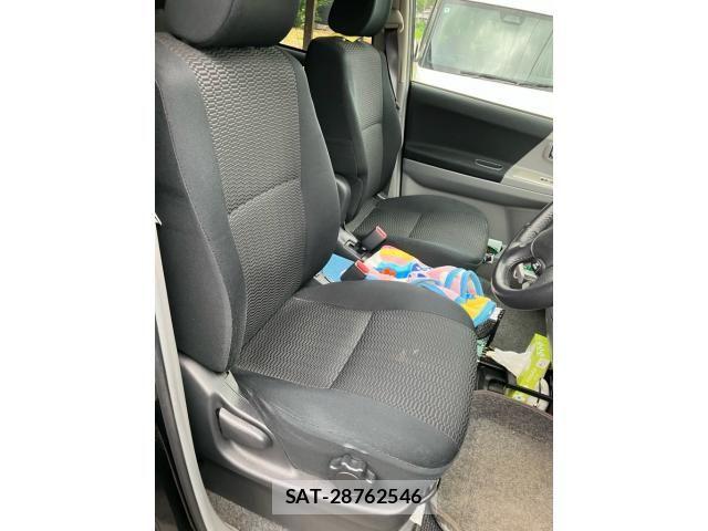 Toyota VOXY 2006-04 7252806-10