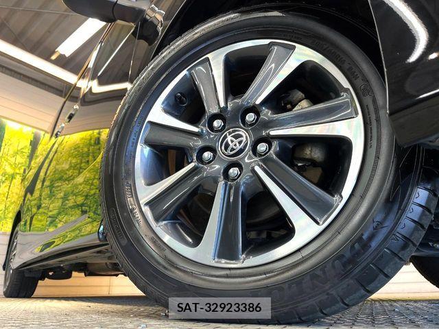 Toyota VOXY 2020-07 7252772-12