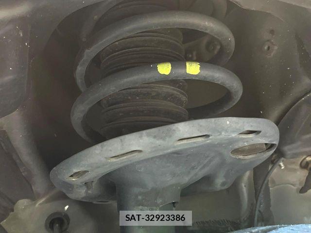 Toyota VOXY 2020-07 7252772-19