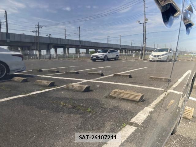 Toyota VOXY 2014-07 7252801-14