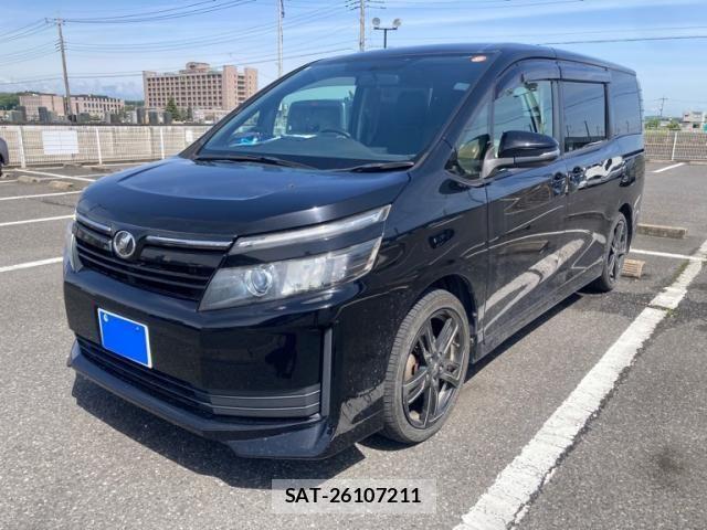 Toyota VOXY 2014-07 7252801-1