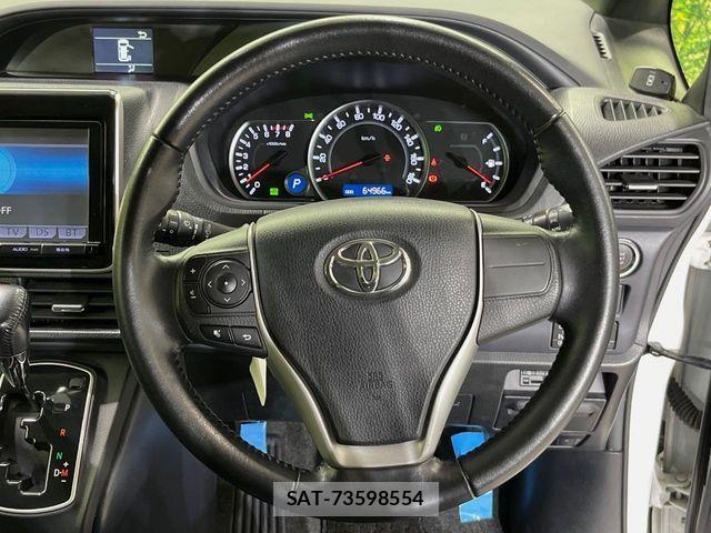 Toyota VOXY 2014-04 7252786-12