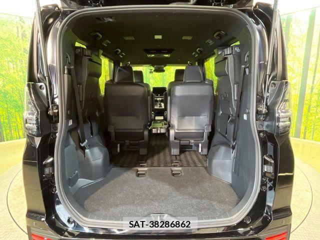 Toyota VOXY 2024-12 7252766-12