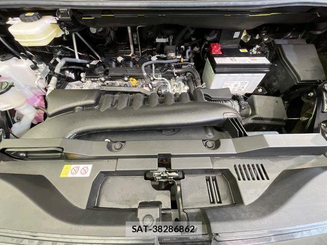 Toyota VOXY 2024-12 7252766-18