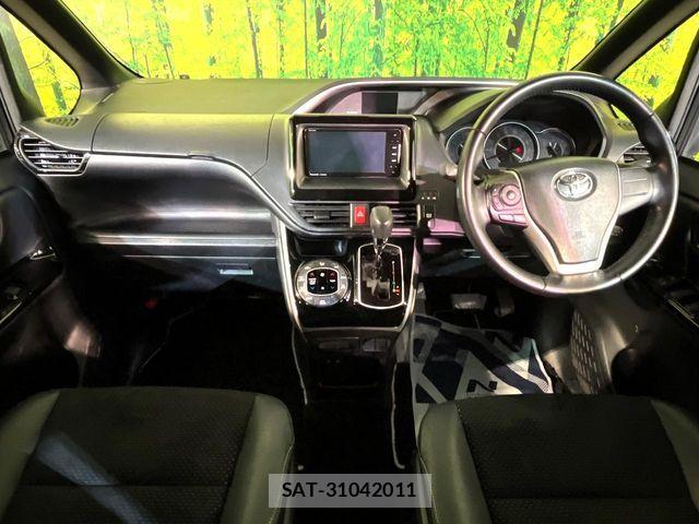Toyota VOXY 2020-12 7252783-1