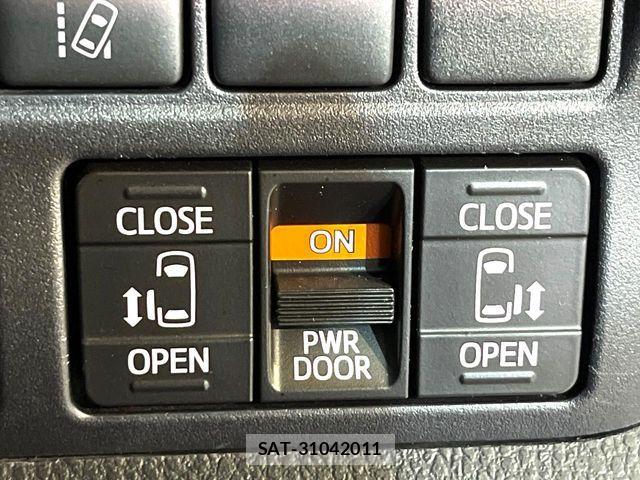 Toyota VOXY 2020-12 7252783-6