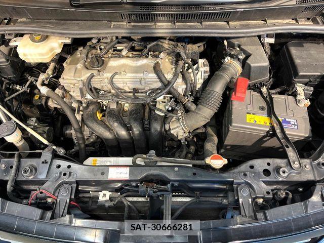 Toyota VOXY 2016-05 7252791-17