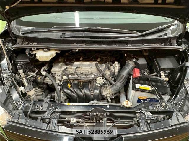 Toyota VOXY 2020-02 7252781-13