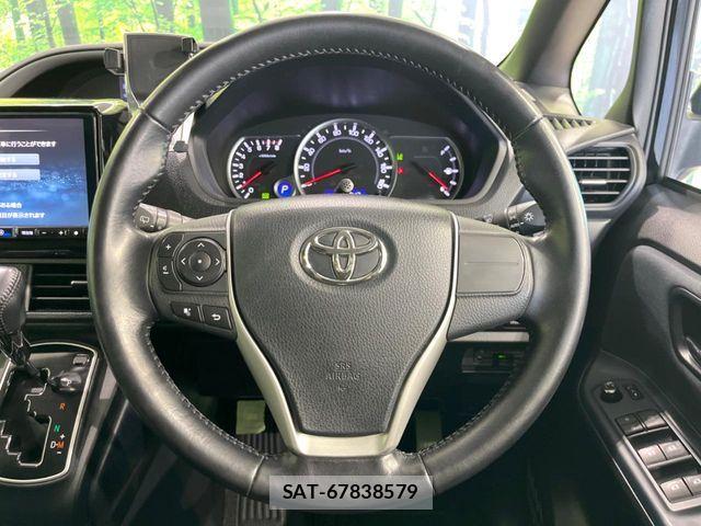 Toyota VOXY 2016-05 7252794-11