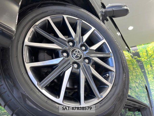 Toyota VOXY 2016-05 7252794-13