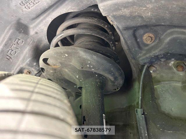 Toyota VOXY 2016-05 7252794-19