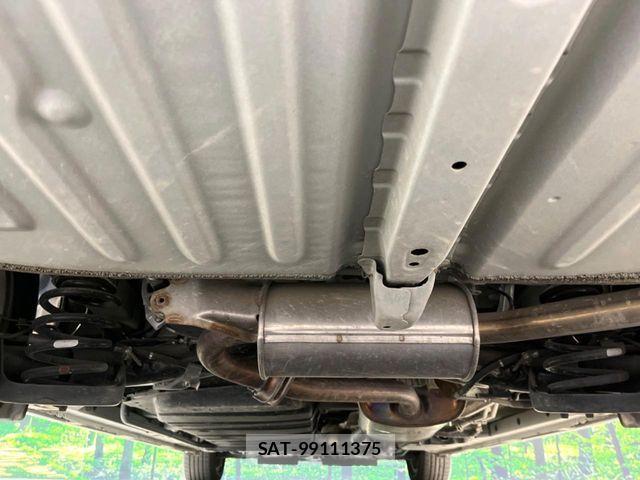 Toyota VOXY 2020-06 7252775-19
