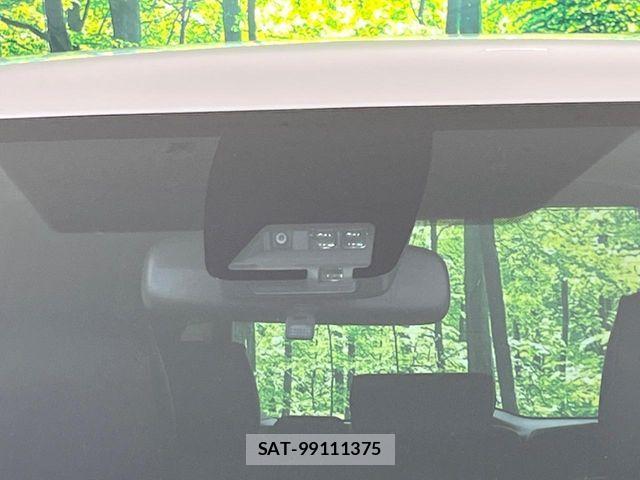 Toyota VOXY 2020-06 7252775-5
