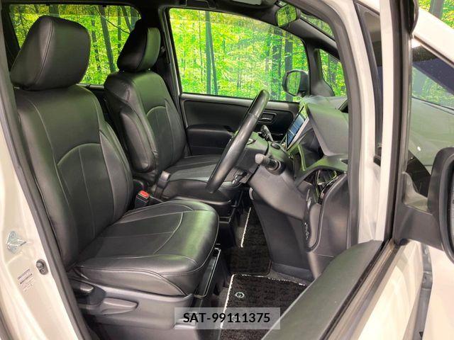 Toyota VOXY 2020-06 7252775-7
