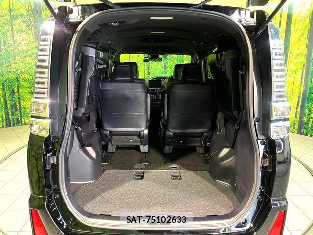 Toyota VOXY 2020-12 7271587-10