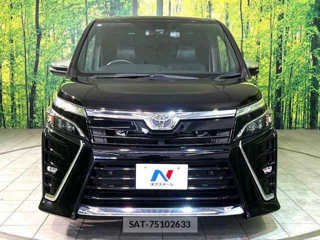 Toyota VOXY 2020-12 7271587-14