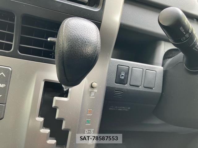 Toyota VOXY 2009-09 7273250-15