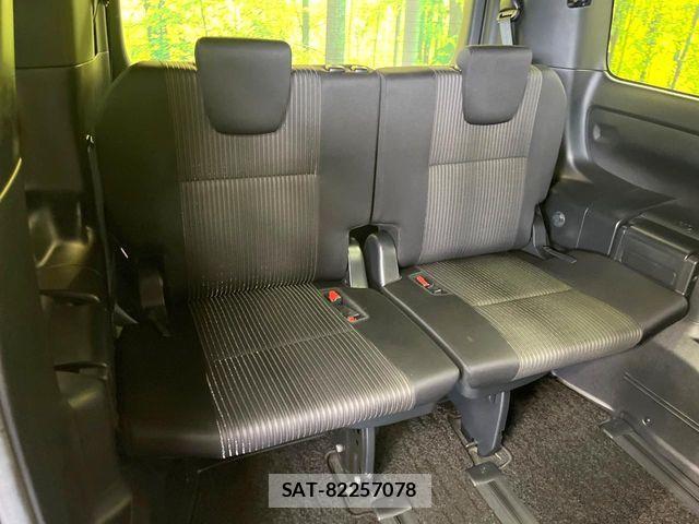 Toyota VOXY 2018-07 7273245-9