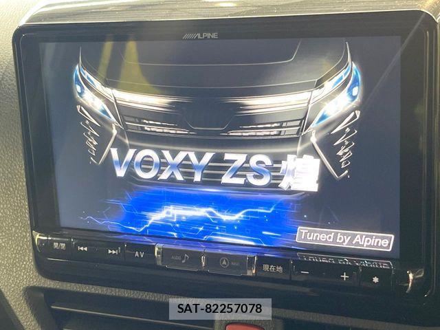 Toyota VOXY 2018-07 7273245-3