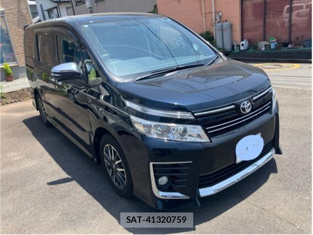 Toyota VOXY 2015-03 7273244-0