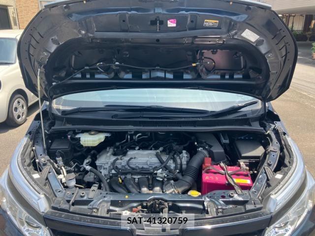 Toyota VOXY 2015-03 7273244-23