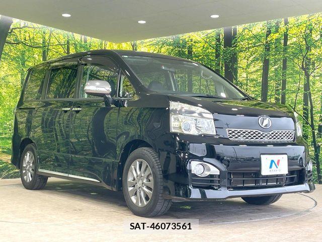 Toyota VOXY 2013-06 7273246-16