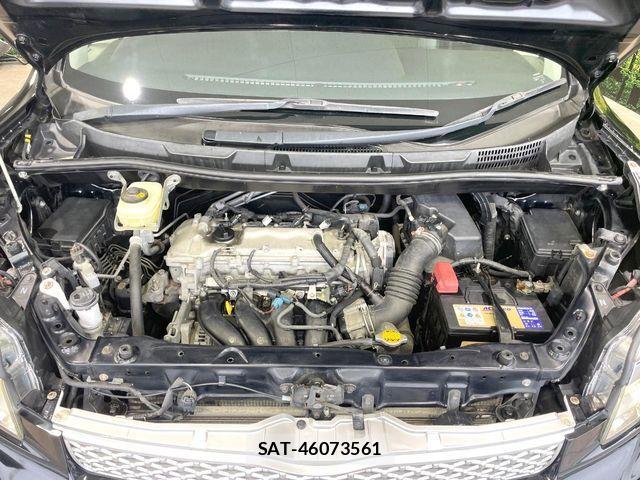 Toyota VOXY 2013-06 7273246-17