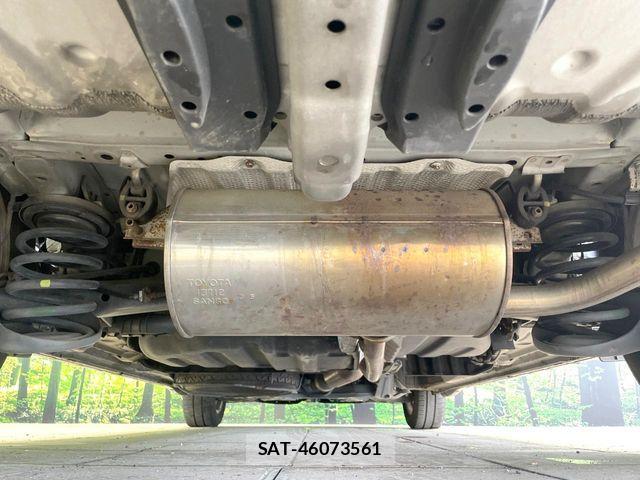 Toyota VOXY 2013-06 7273246-18