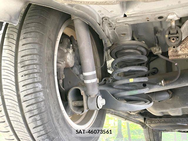 Toyota VOXY 2013-06 7273246-19