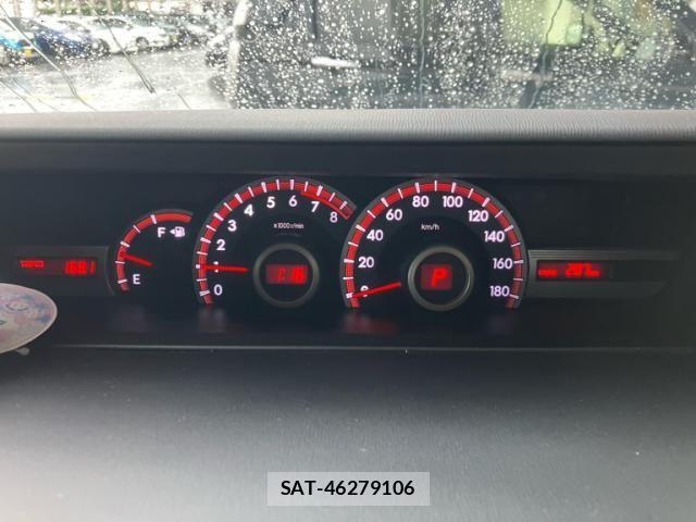 Toyota VOXY 2011-09 7273248-12