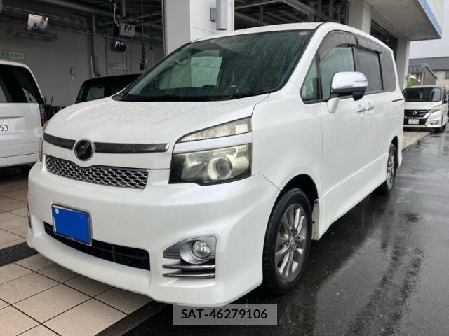 Toyota VOXY 2011-09 7273248-2