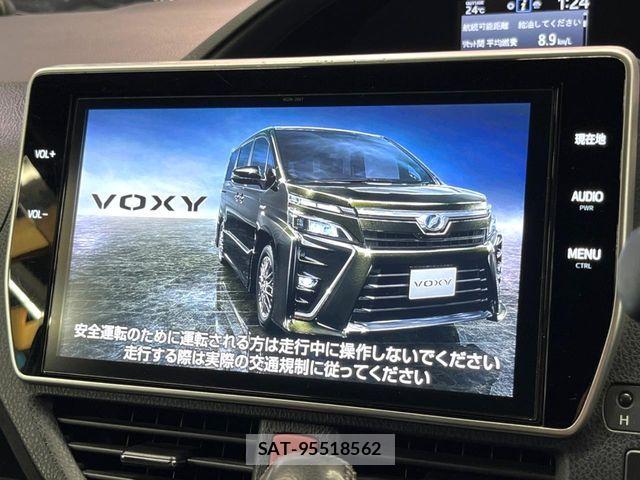 Toyota VOXY 2017-11 7271600-3