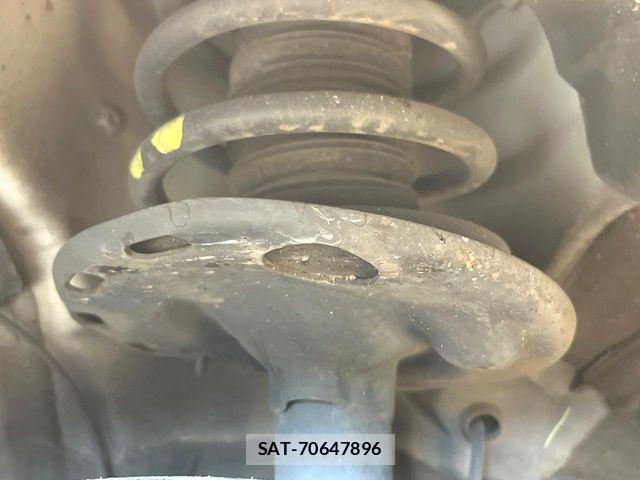 Toyota VOXY 2018-08 7271604-17