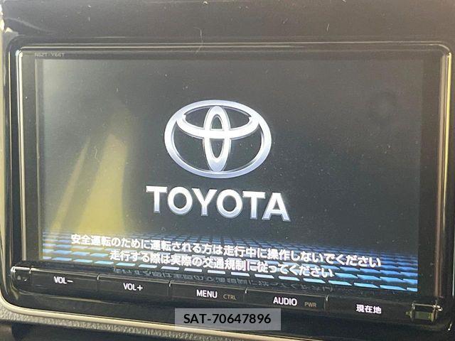 Toyota VOXY 2018-08 7271604-2