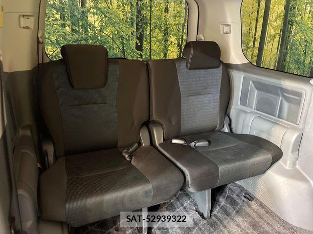 Toyota VOXY 2008-09 7273249-9