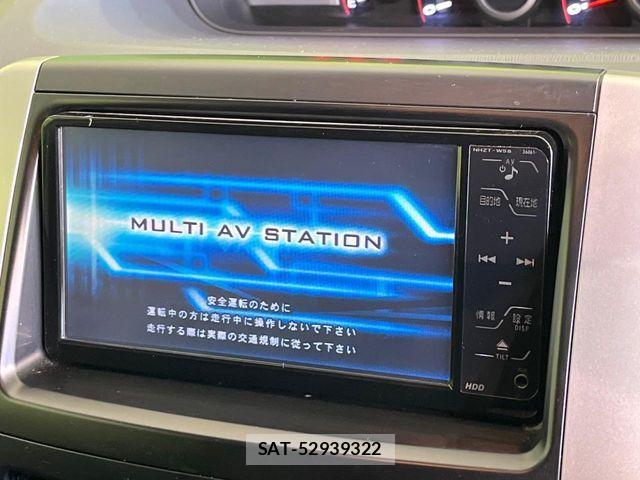 Toyota VOXY 2008-09 7273249-2