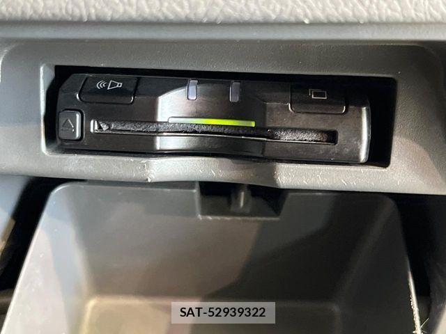 Toyota VOXY 2008-09 7273249-6