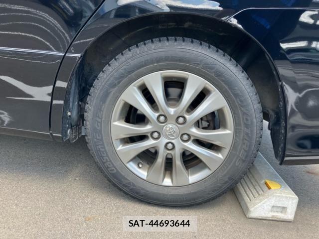 Toyota VOXY 2010-10 7273247-9