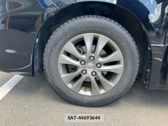Toyota VOXY 2010-10 7273247-10