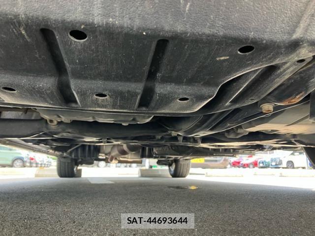 Toyota VOXY 2010-10 7273247-11
