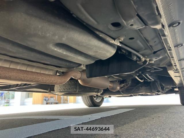 Toyota VOXY 2010-10 7273247-12