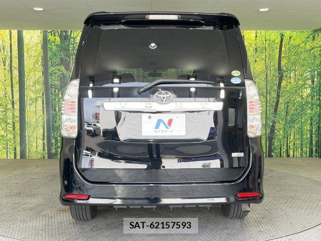 Toyota VOXY 2008-07 7272326-15