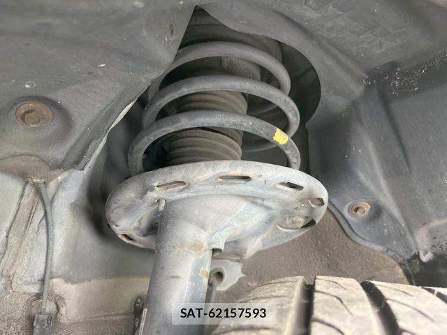 Toyota VOXY 2008-07 7272326-19