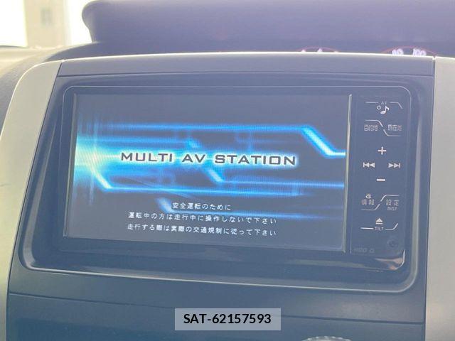 Toyota VOXY 2008-07 7272326-2